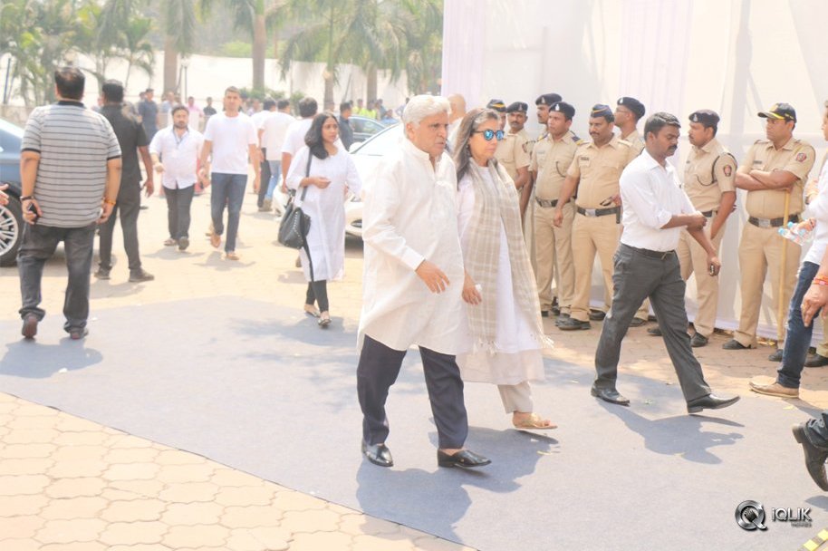 Celebs-Condolence-To-Sridevi-At-Mumbai